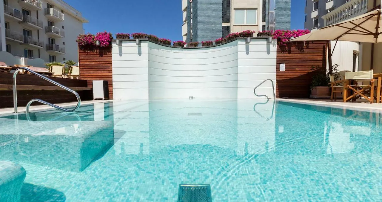 Novecento Suite Hotel Riccione 3*,  Italie