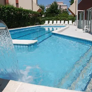 Noha 3*, Riccione Olaszország
